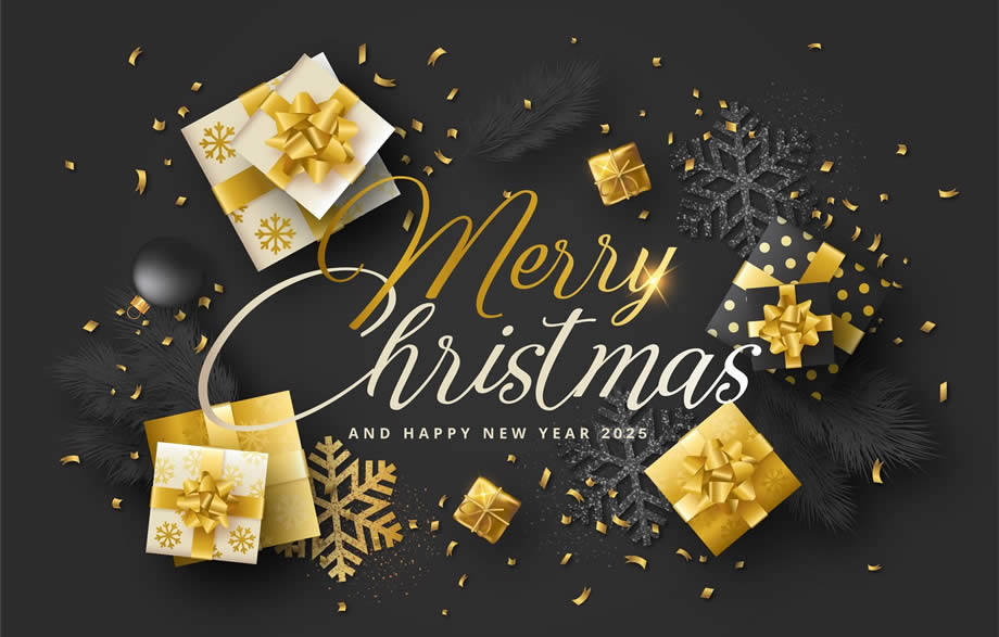 Image sombre avec des décorations de Noël branches de sapin, bougies et boules et joyeuses fêtes message de bienvenue avec texte