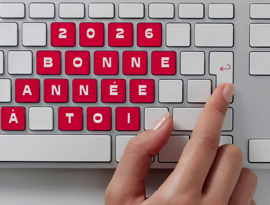 image avec une carte de voeux avec un arbre de Noël festif et un message joyeux Noël